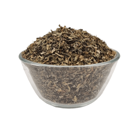 Geschnittenes Löwenzahnkraut mit Wurzeln für Pferde.